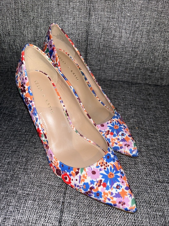 Kelly & Katie Shoes - Kelly & Katie Floral Pointed Pumps in Blue, Red & Pink